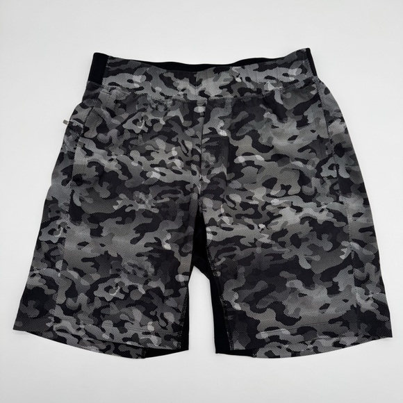 Lululemon T.H.E. Dot Camo Black Grey Unlined Shorts Men’s Size Large - Picture 1 of 12
